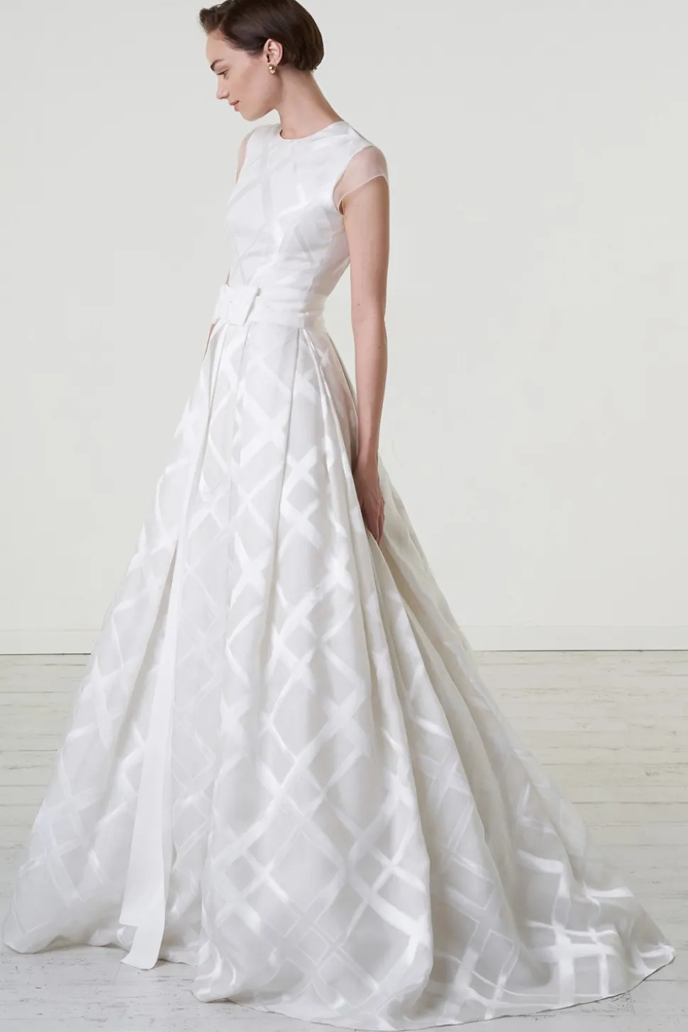 Abito da sposa in organza di seta a quadri