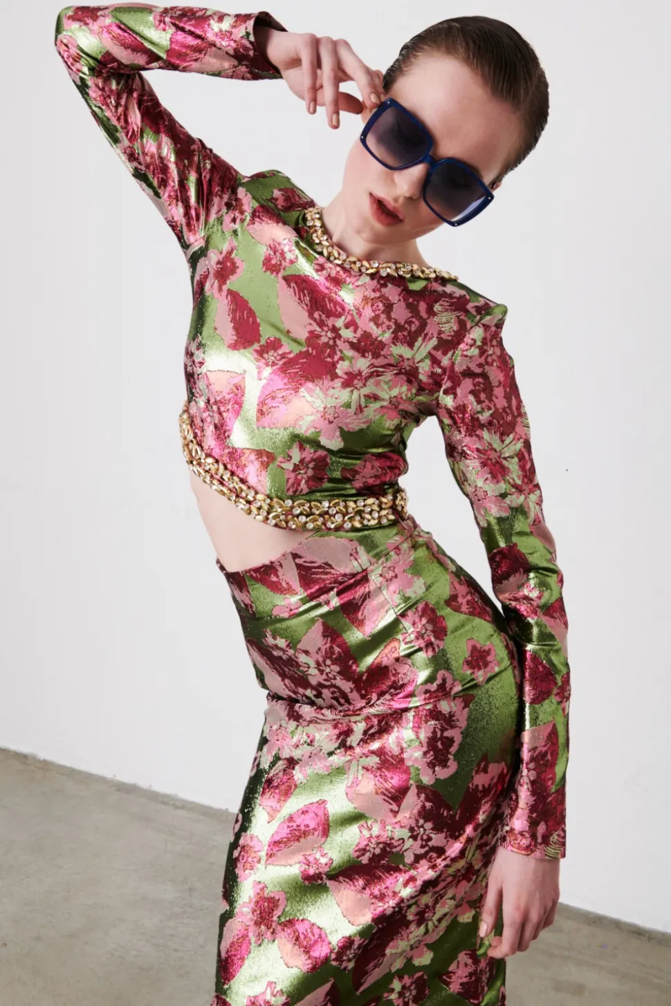Completo crop top e gonna lunga