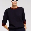 Top monogram GG