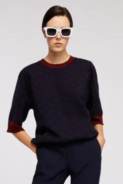 Top monogram GG