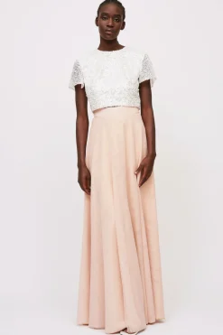 Top paillettes e gonna rosa